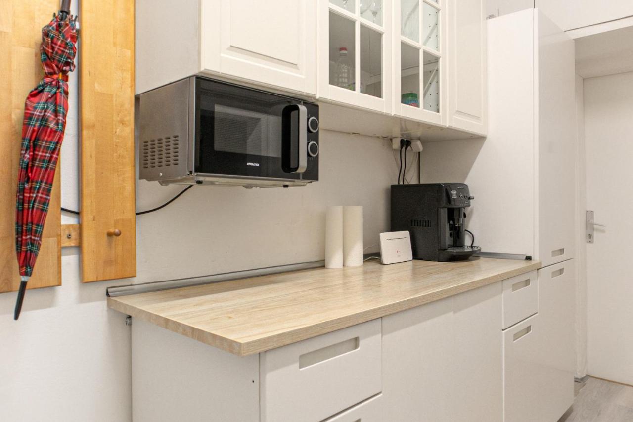 Joyful 2Br Shared Apt Near Millenium Tower & Danube River Viyana Dış mekan fotoğraf