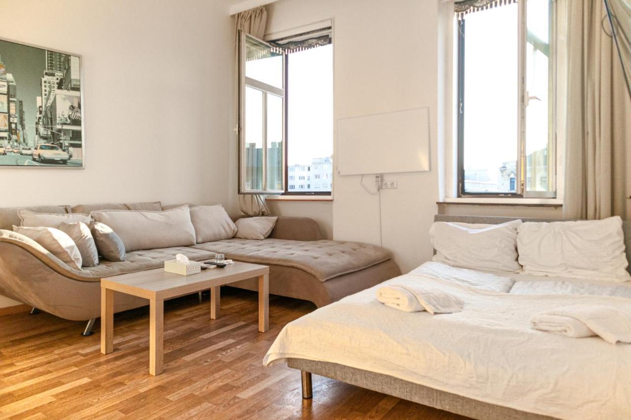 Joyful 2Br Shared Apt Near Millenium Tower & Danube River Viyana Dış mekan fotoğraf